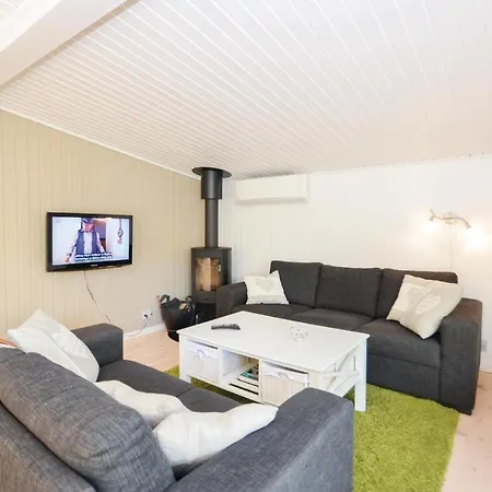 Three Bedroom Holiday In Vaggerlose Feriehus Bøtø By